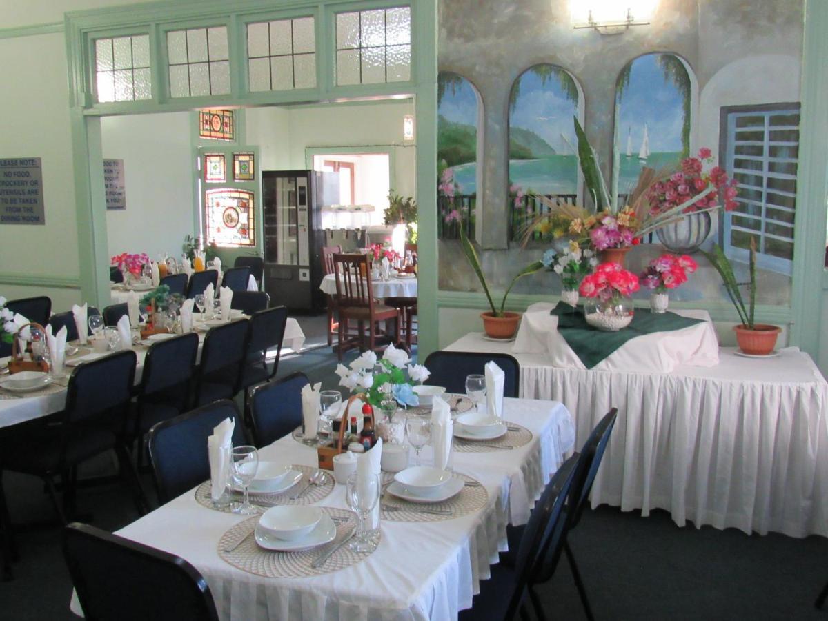 Concord Christian Guesthouse 다반 외부 사진